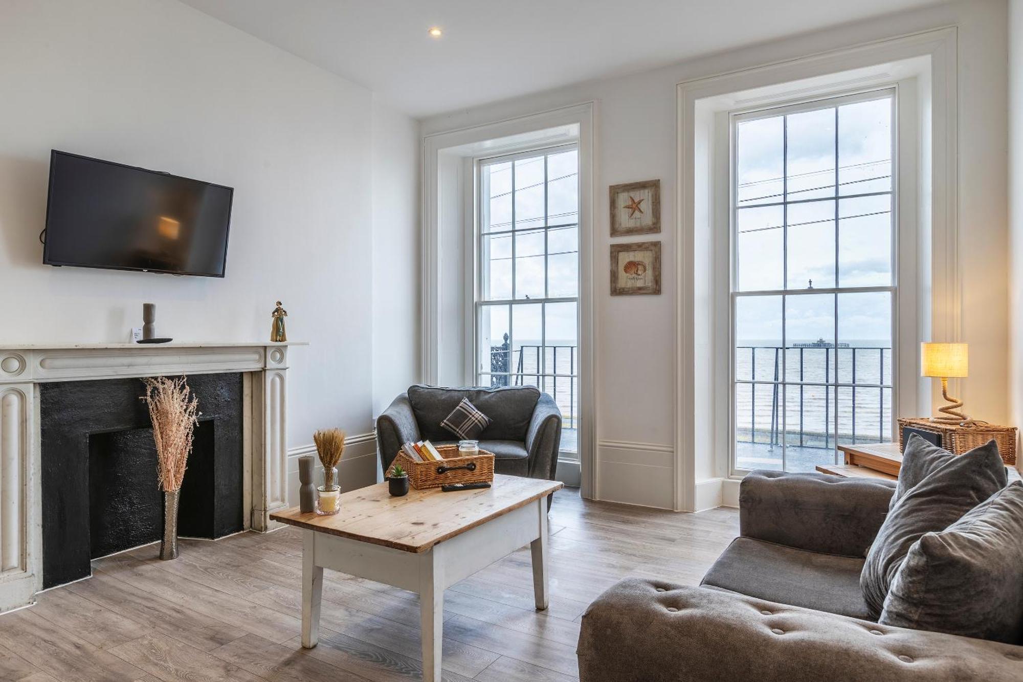 Seaside Serenity: Stylish Sea View Apartments In Herne Bay Buitenkant foto
