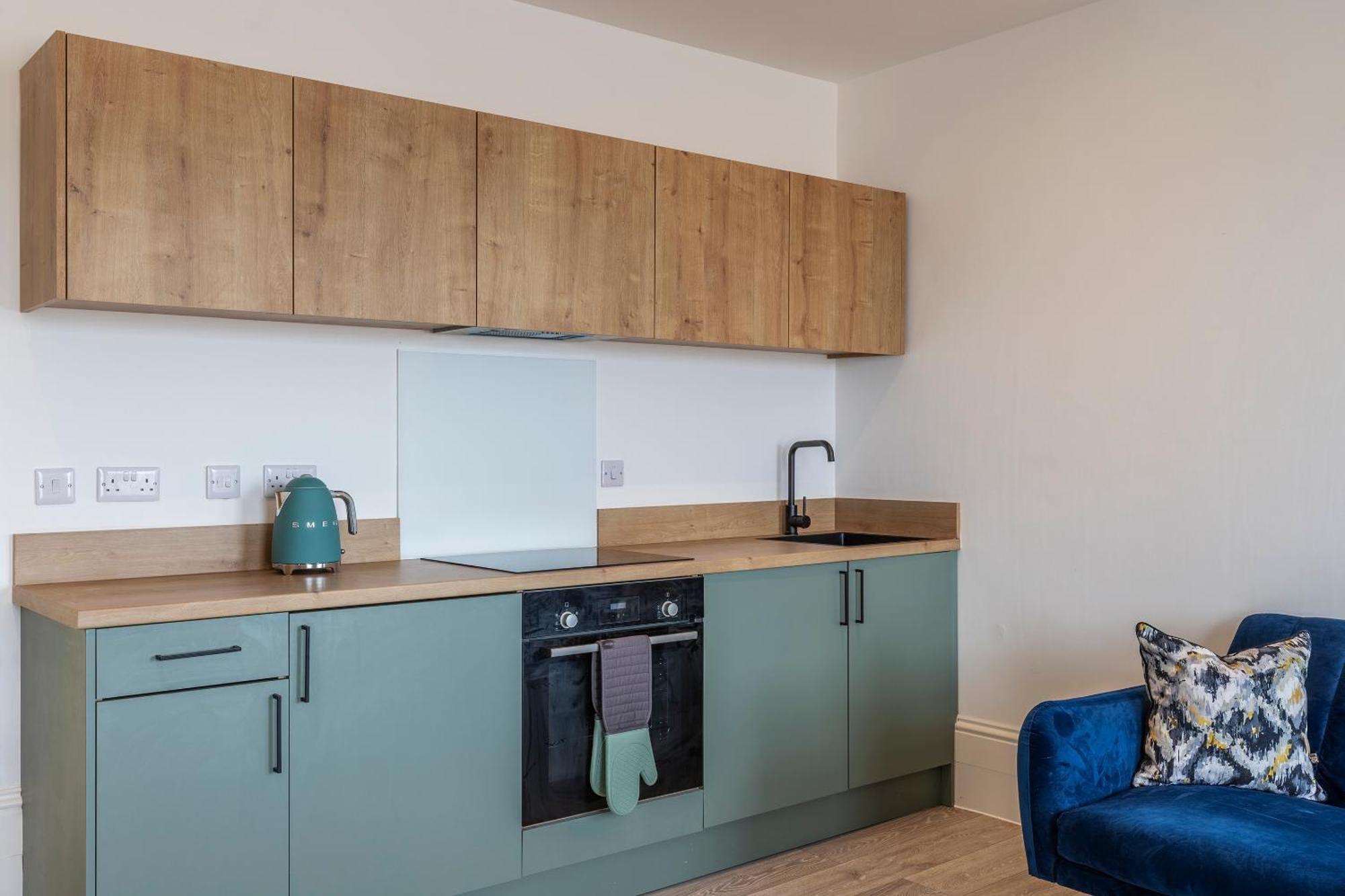 Seaside Serenity: Stylish Sea View Apartments In Herne Bay Buitenkant foto